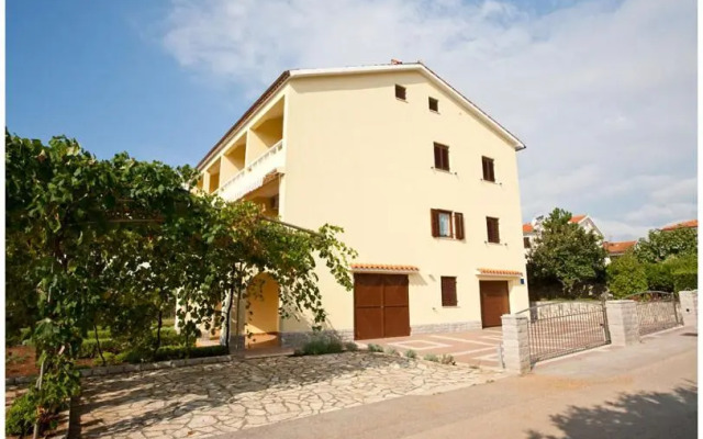 Apartment & room Dinka, Krk