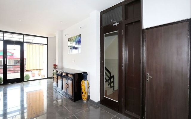 OYO 13307 Home Luxury Stay Shoghi