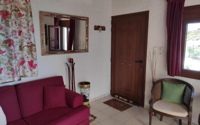Melia's House