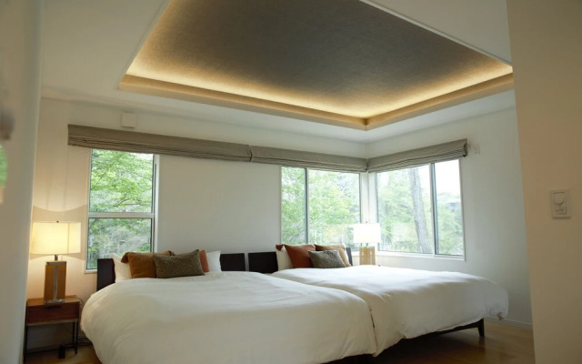 KARUIZAWA Funny hours