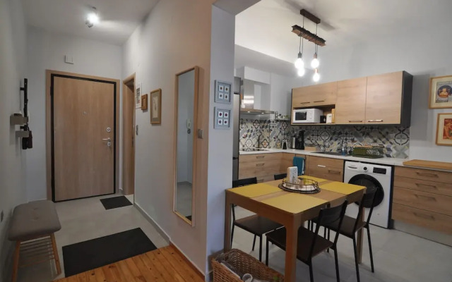 Zennova 82  City Center Apt