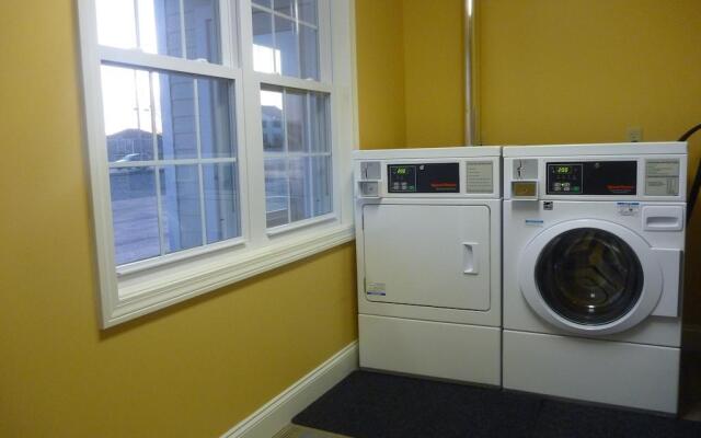 Yankee Clipper Motel