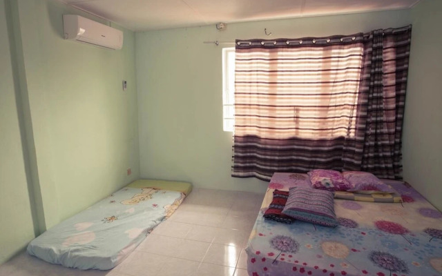 Holidayhome 45A Taman Desa Pangkor