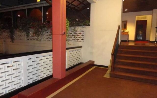 Shalimar Hotel