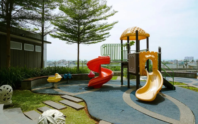 Scenic And Comfortable 2Br Sky Terrace Apartment