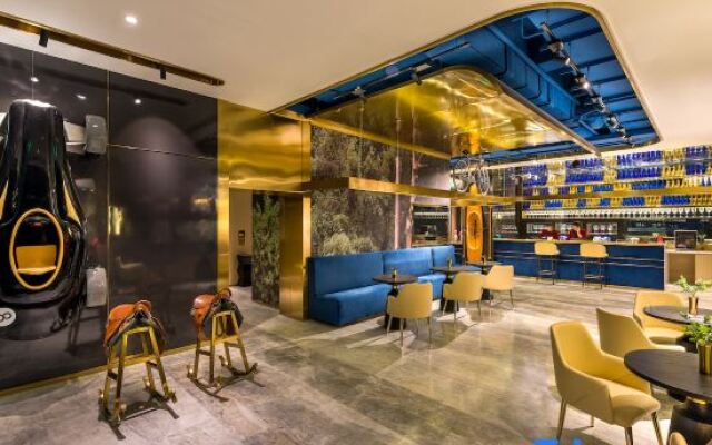 Manxin Xi'an North Railway Station City Hall Hotel
