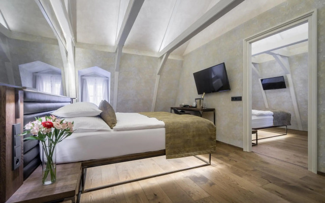 Waldstein Hotel