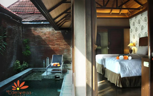 The Edelweiss Hideaway Villa Solo