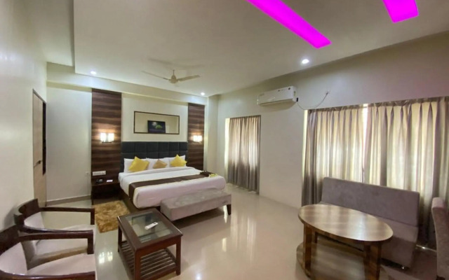 Hotel Nakshatra By OYO Rooms