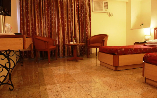 Hotel The Samrat