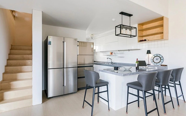 Geojedo Stone Hill Glamping Pension