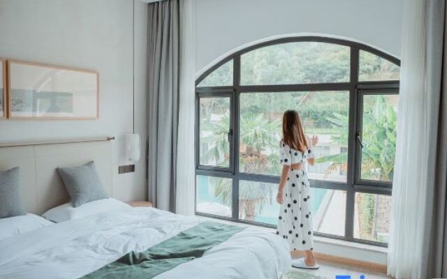 Yinye Moganshan Design Aesthetics Pool Resort Homestay