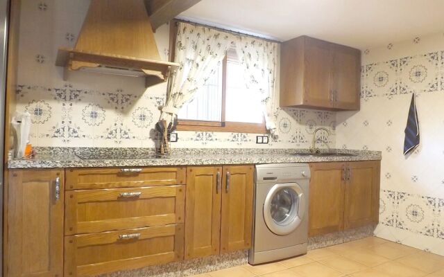 Villa With 5 Bedrooms in La Guardia de Jaen, With Wonderful Mountain V