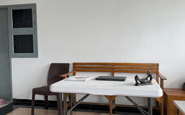 Hotel O Kost Reski 2 Near Tugu Perbatasan Takalar - Gowa – Guest Rooms – Kalaserena