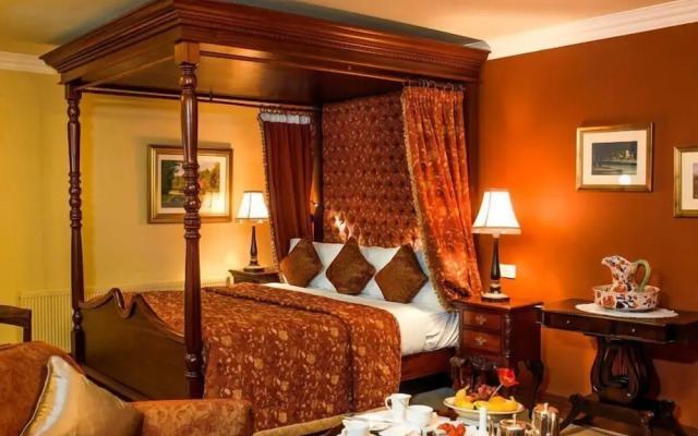 Earls Court House Hotel