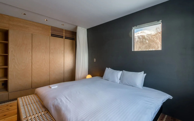 Foxwood E by H2 Life