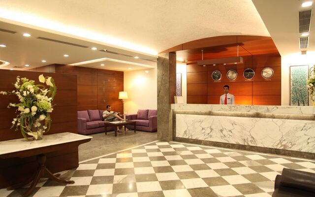 OYO Hotel: Capital O New Haven Hotel Near Lotus Temple