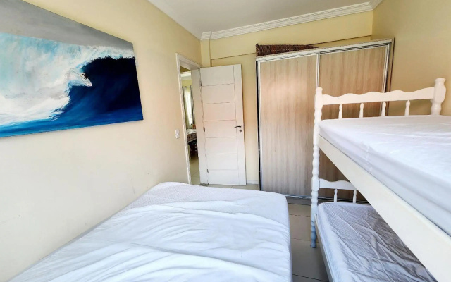 101- Apartamento em Bombas