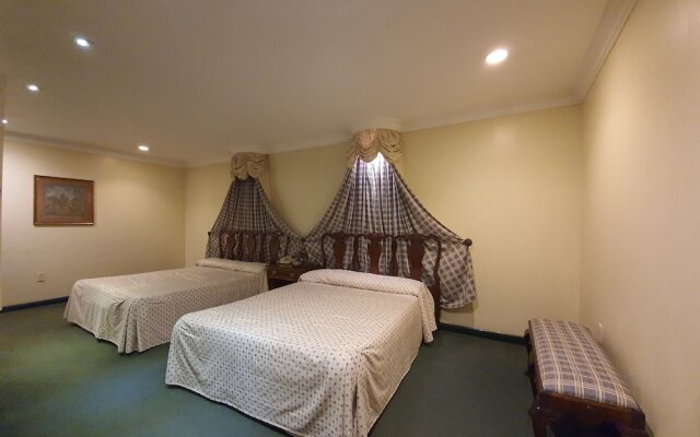 Hotel La Estancia