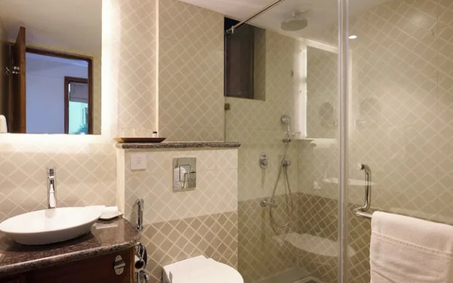 Sea Breeze Sarovar Portico Varca Goa