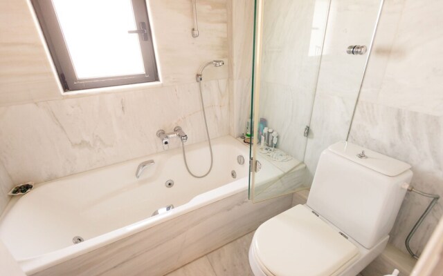 Sea Base Maisonette