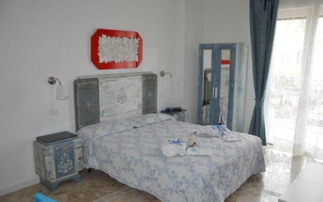 Room-versomare - Room Maestrale Extra Be