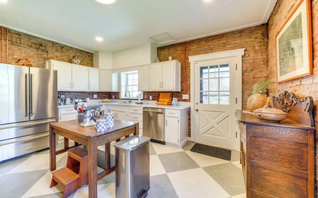 Historic & Spacious Family Home in Nicholasville!