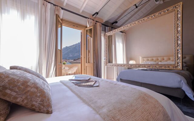 Castellano Hotel & Suites