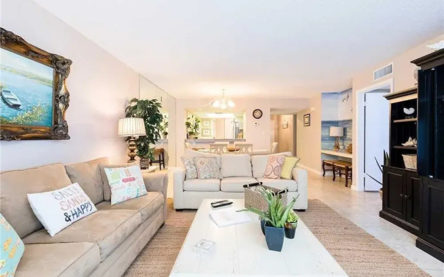 Barefoot Trace 115 - Two Bedroom Condo