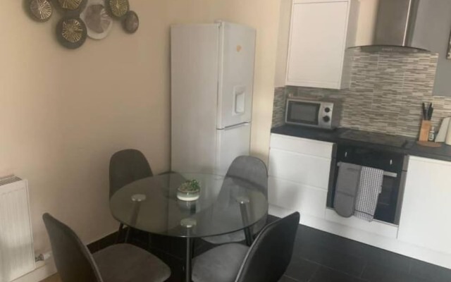 Sherwood-free Parking-business-leisure