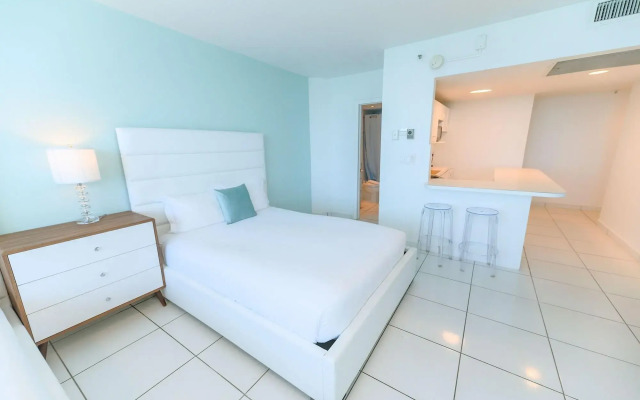 SeaStays Apartments
