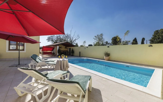 Villa in Vodnjan With Private Swimming Pool