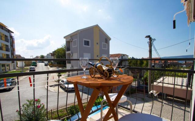 Belane Apartments