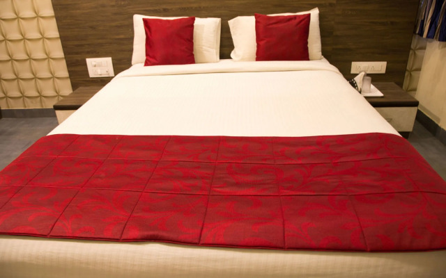 Checkin Regency By OYO Rooms