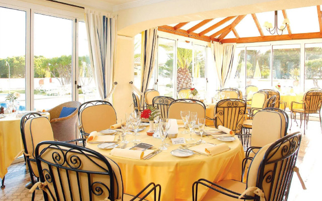 Dona Filipa Hotel