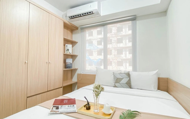 Comfy Studio Room At Meikarta Apartment