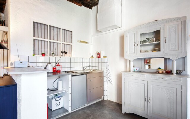 Studio in Villeneuve-lès-avignon, With Balcony