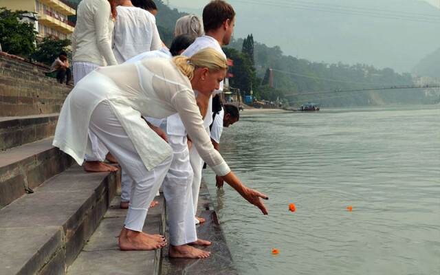 Yog niketan by sanskriti