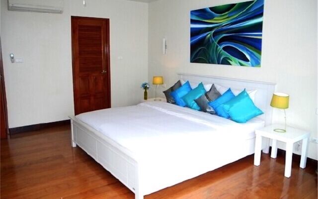 Sunrise 3 bedrooms Spacious Apartment