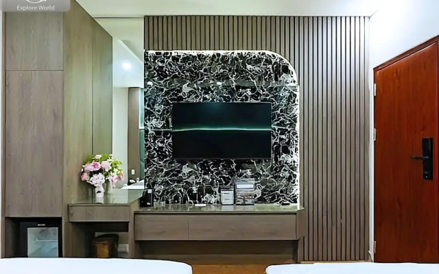GRAD Queen Luxury Hotel