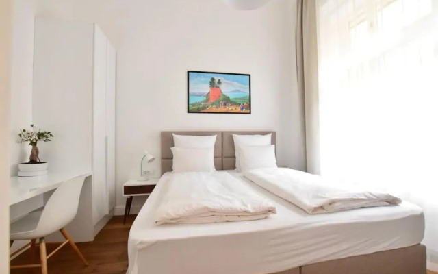 Luxury Apartment by Hi5 - Budapest Broadway