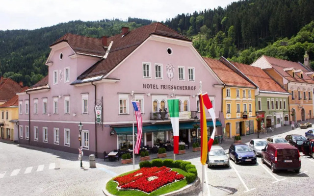 Hotel Friesacherhof