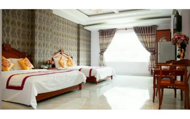 Golden Palm Hotel