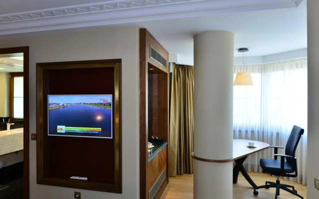Warwick Ankara