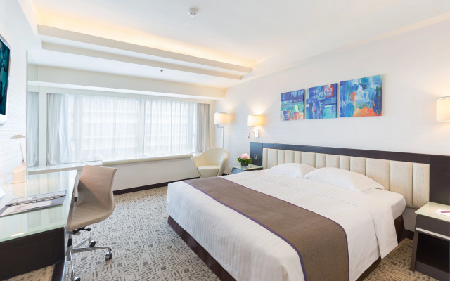 Regal Riverside Hotel – Guest Rooms – Hong Kong
