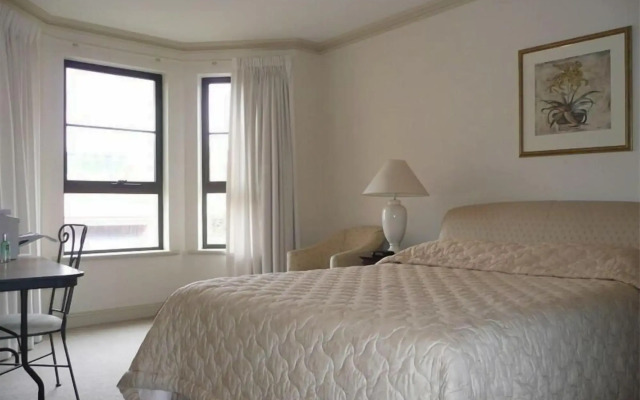 City Escape 2BD in Adelaides East End 2