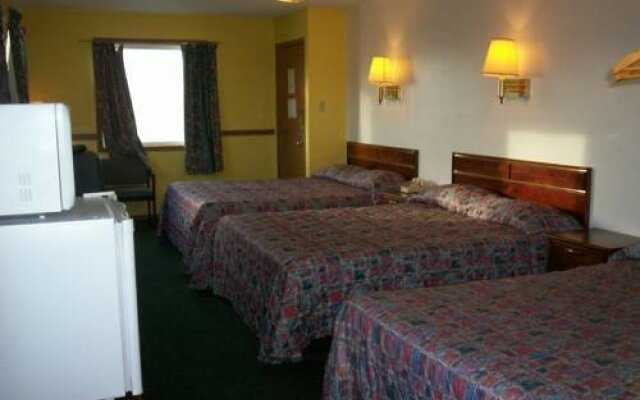 Colonial Inn