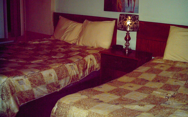 Hotel Oasis