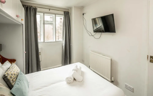 Spacious 3Br Flat With Balcony Near Tottenham Hale