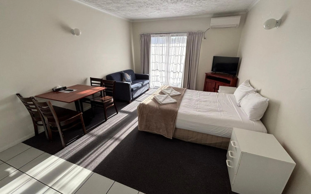 Shakespeare Motel – Guest Rooms – Mackay